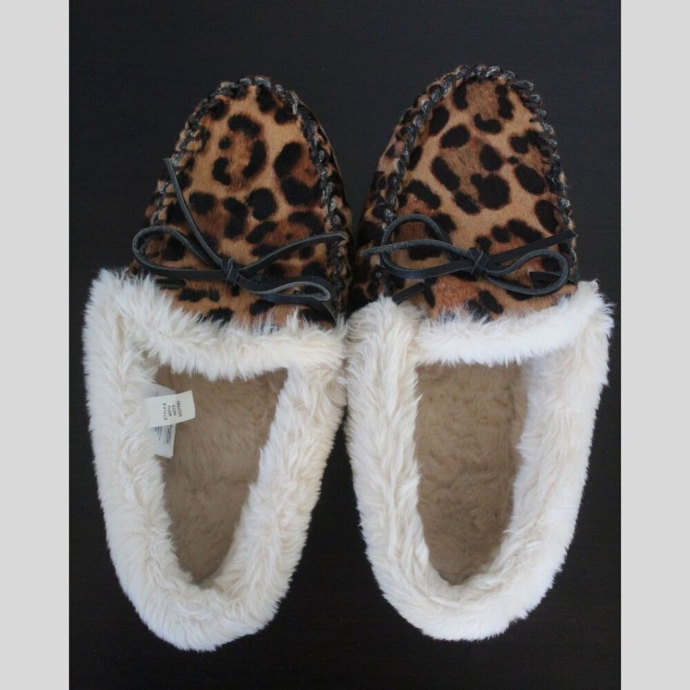 J Crew Size 7 Woman's Leopard Print Calf Hair Lodge Moccasins Slippers